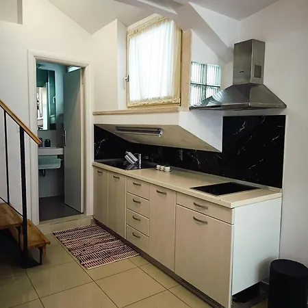 Apartman Kod Urara - At The Watchmaker's Place Split
